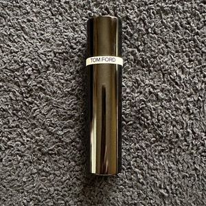 Tom Ford Travel Spray Atomizer Perfume Holder Black White